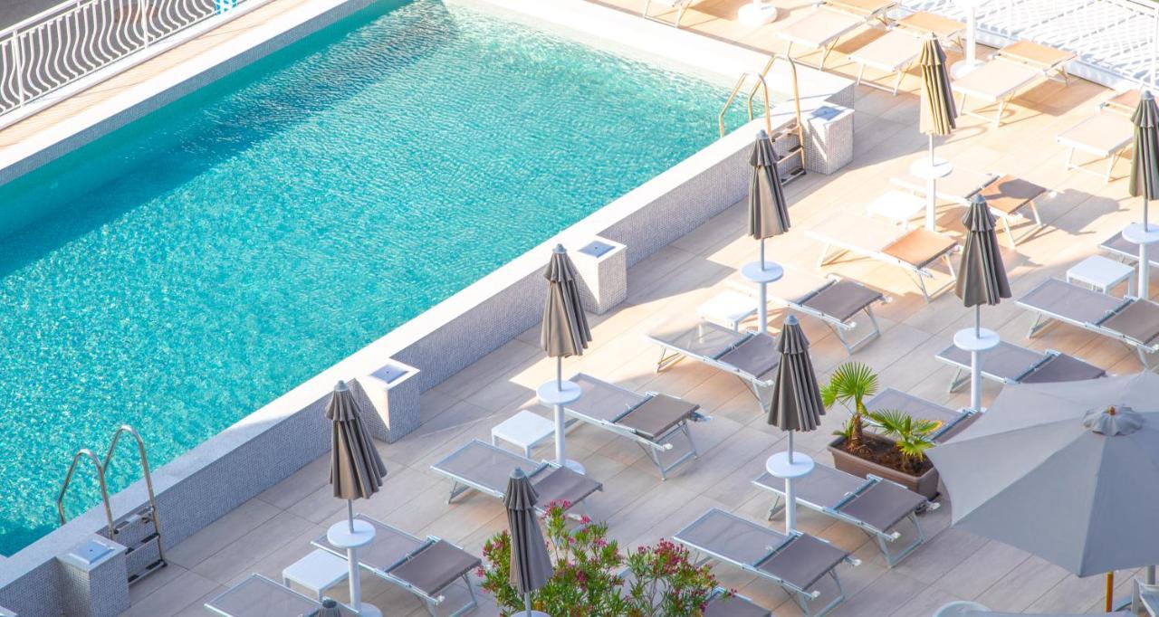 Hotel Nember Lido di Jesolo Exterior photo